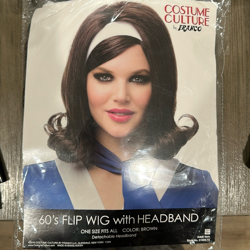60's Flip Wig with Headband - Brown